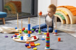 Schmuckformen-Steckspiel: Feinmotorik und Sprachförderung – Bild 9