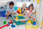 Wasserwerkstatt Krippenset: Entdecken und Experimentieren mit Wasser – Bild 5