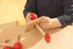 Tucky: Geduldsspiel aus Holz zur Förderung von Feinmotorik und Konzentration – Bild 8
