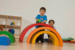 Dusyma Spielbögen Set Regenbogen: Motorik und kreatives Spiel im Kita-Alltag – Bild 25