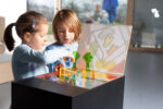 Dusyma Projektor Box: Licht- und Schattenexperimente für Kinder – Bild 23