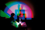 Zauberschatten-Set: Farblehre und Lichtspiele für die frühe Bildung – Bild 3