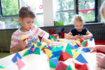 Magnet-Würfel-Set: Kreatives Bauen und Farberkennung – Bild 2