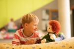 Sitzpuppe Sam: Förderung von Empathie und sozialen Kompetenzen – Bild 7