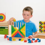 3D GeoMo Dreiecke: Geometrisches Mosaikspiel für Feinmotorik und Raumverständnis – Bild 3