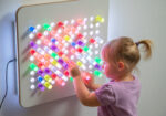 Regenbogen Steckbrett Wand: Kreatives Gestalten mit Farben und Formen – Bild 26