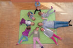 Dusyma Spielteppich Mandala – Kreativität und Gemeinschaft im Grossformat – Bild 16