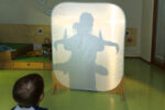 Popup Leinwand XL 2in1: Schattenspiel und Green-Screen für kreative Medienbildung – Bild 10