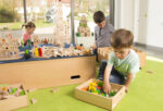 Schmuckbausteinkasten 1 aus Buchenholz für kreatives Bauen – Bild 8