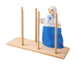 Kasperpuppenständer aus Hartholz für 6 Puppen – Ordnung im Rollenspielbereich – Bild 4