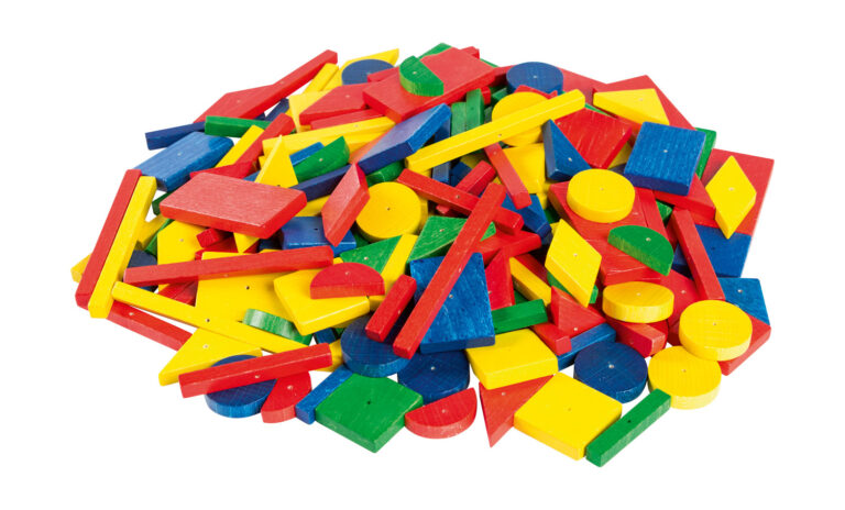 Grosses Formen-Nagelmaterial: Förderung von Feinmotorik und Geometrie