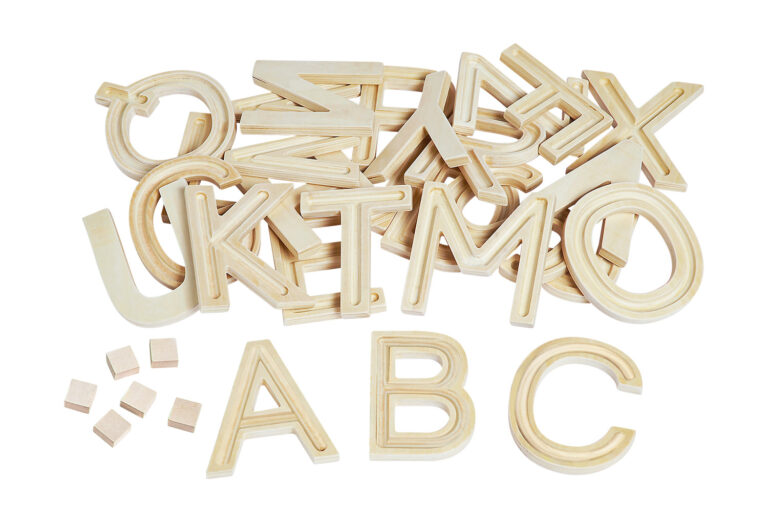 Erfahrungsgrossbuchstaben: Multisensorisches Alphabet für die frühe Sprachförderung