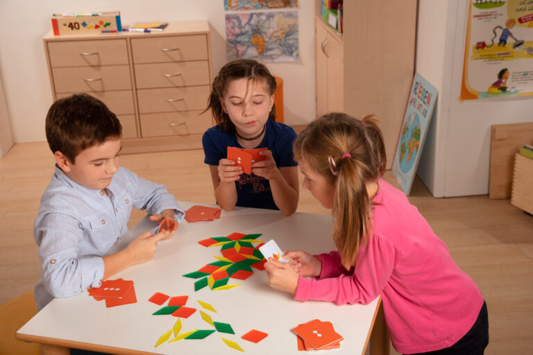 Patterni Legespiel: Geometrisches Verständnis und strategisches Denken
